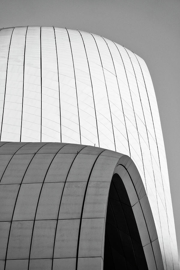 Azerbaijan, Baku - Heydar Aliyev Center #2 Photograph by Fabrizio Troiani