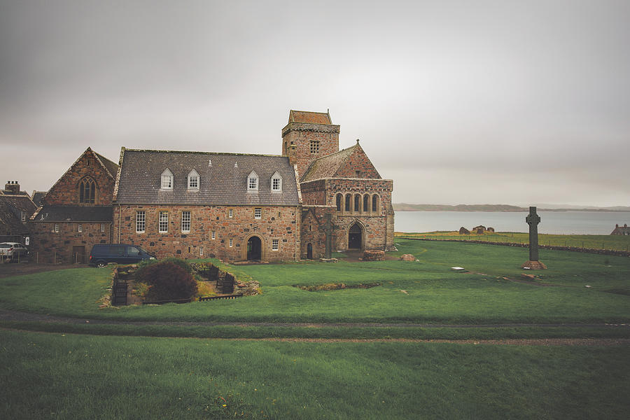 Iona Abbey #4 Photograph by Ray Devlin