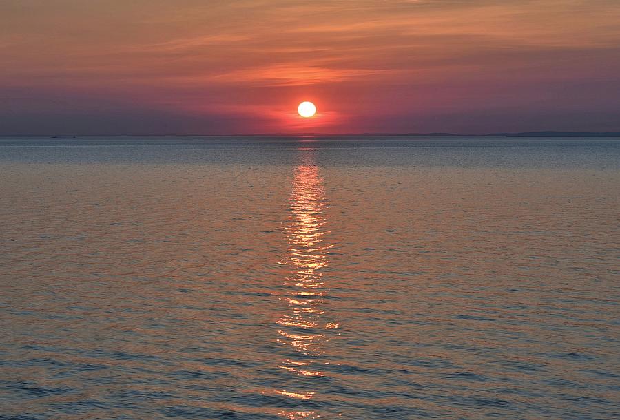 Lake Superior Sunrise Photograph by Roxanne Distad | Fine Art America