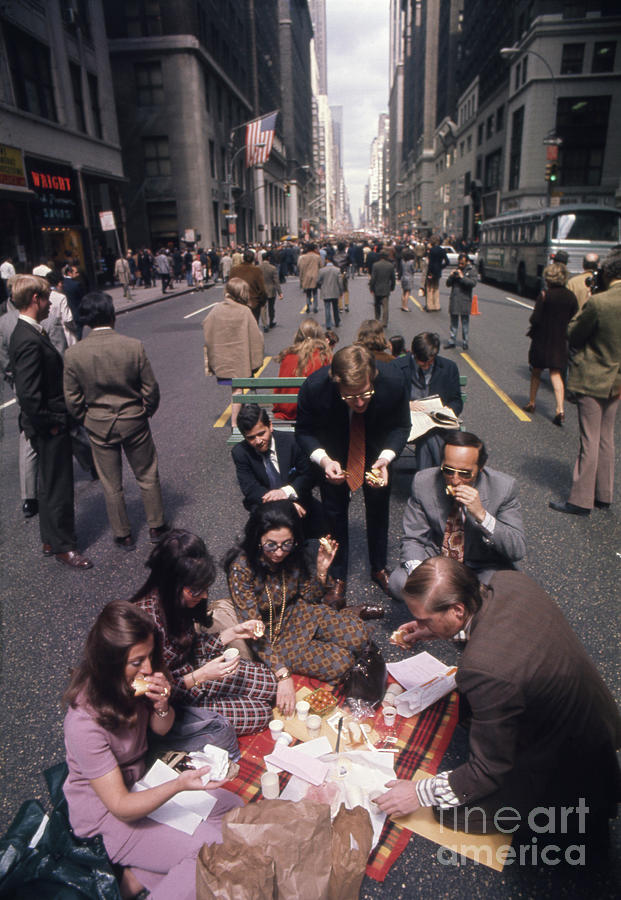 Madison Avenue Closed For Earth Week #3 Photograph by Bettmann