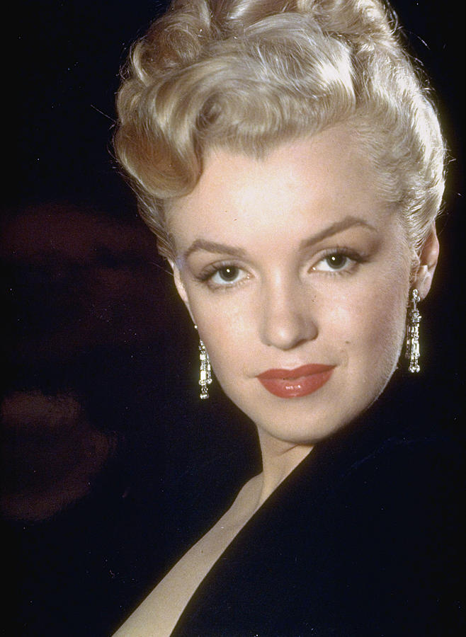 Marilyn Monroe Photograph - Marilyn Monroe #5 by Ed Clark