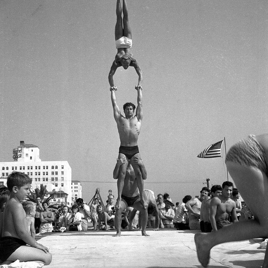 Muscle Beach Santa Monica #3 Photograph by Michael Ochs Archives