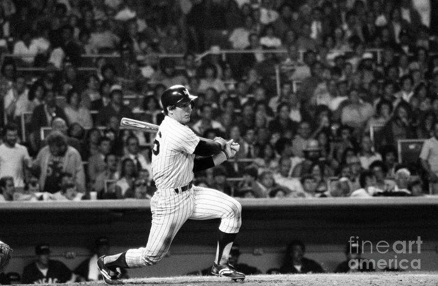 New York Yankee Mike Heath #3 Photograph by Bettmann
