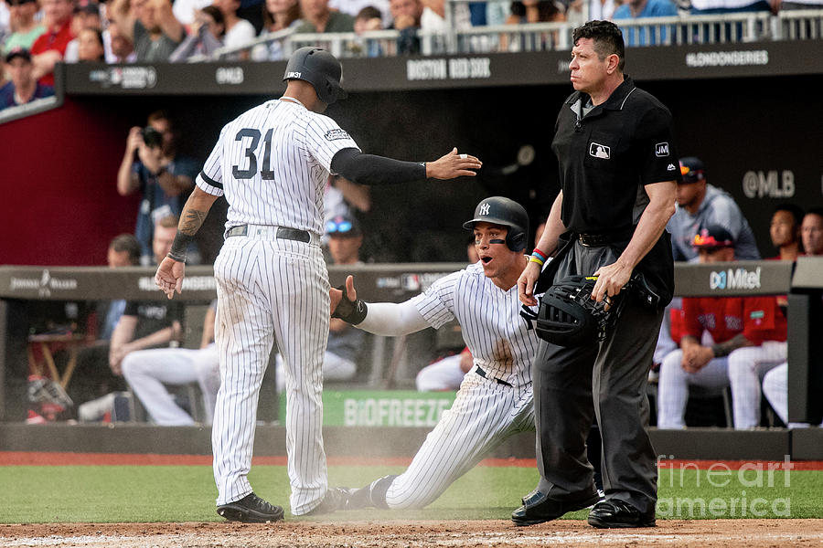 New York Yankees V Boston Red Sox Photograph by Billie Weiss/boston Red Sox New York Yankees V Boston Red Sox Photograph by Billie Weiss/boston Red Sox
