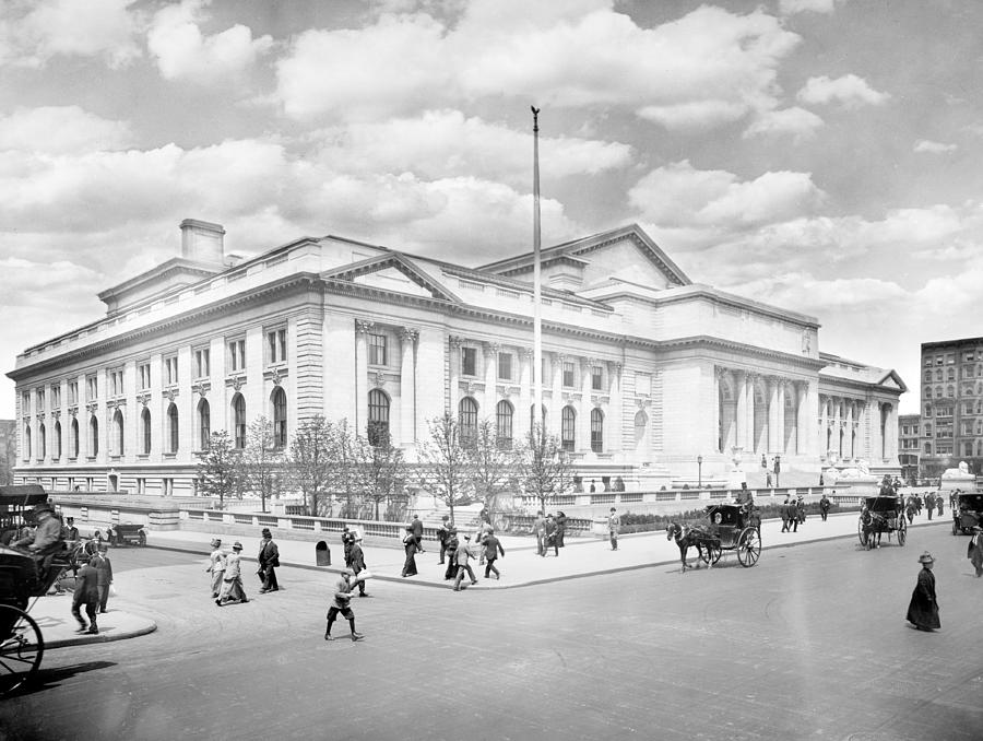 Nypl, Main Branch, 1910s #3 Photograph by Science Source