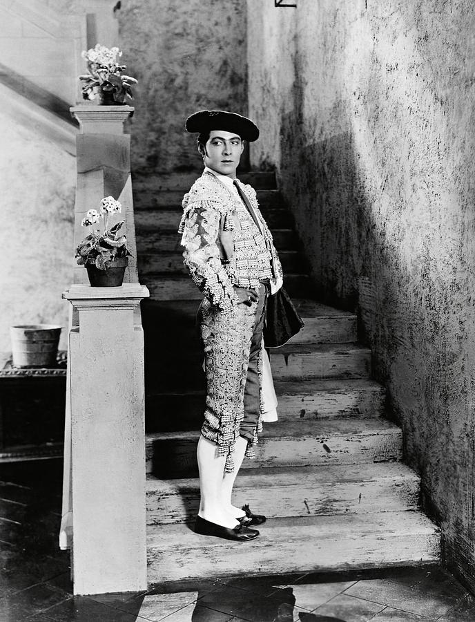RUDOLPH VALENTINO in BLOOD AND SAND -1922-. #3 Photograph by Album