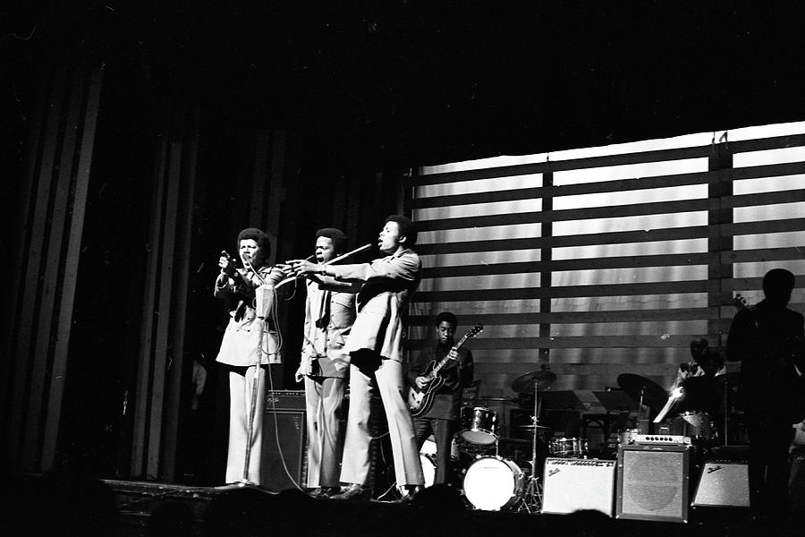 Apollo Theater Photograph - The Delfonics In Ny #3 by Michael Ochs Archives