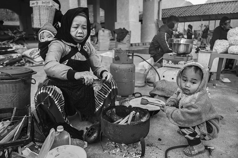 Black And White Photograph - Vietnam 2018 #3 by Orna Naor