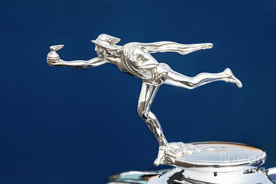 Marquette University Photograph - Hermes Hood Ornament on a 30 Marquette  by Dennis Hedberg