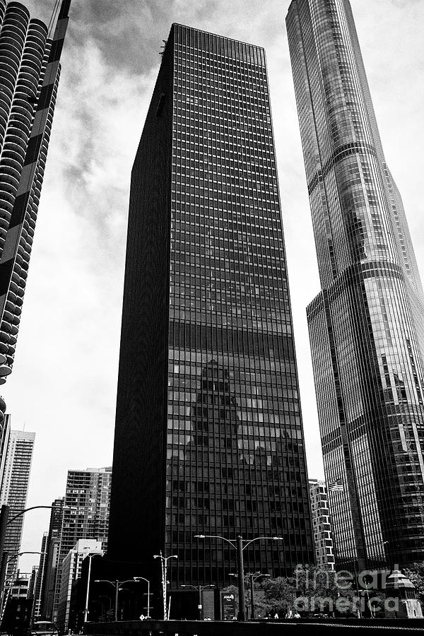 330 North Wabash The Langham Formerly The Ibm Building Chicago Illinois ...