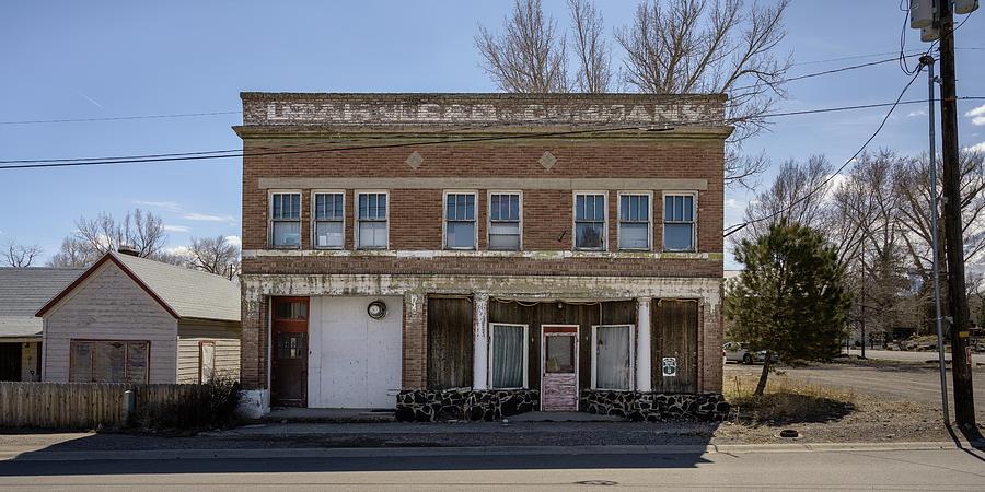 35 E Bullion Ave, Marysvale, Utah by Andy Romanoff 35 E Bullion Ave, Marysvale, Utah by Andy Romanoff