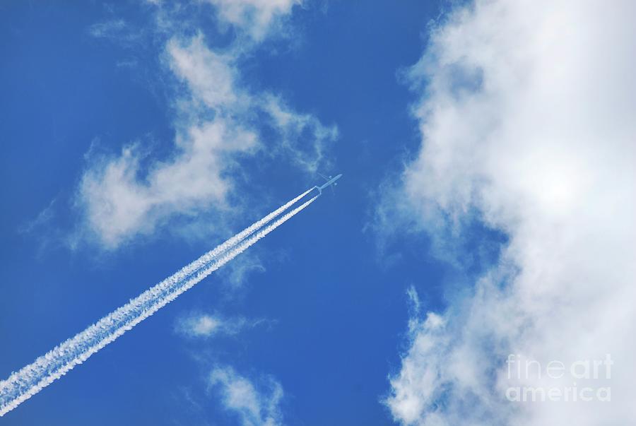 Aircraft Contrail #4 Photograph by Pekka Parviainen/science Photo Library
