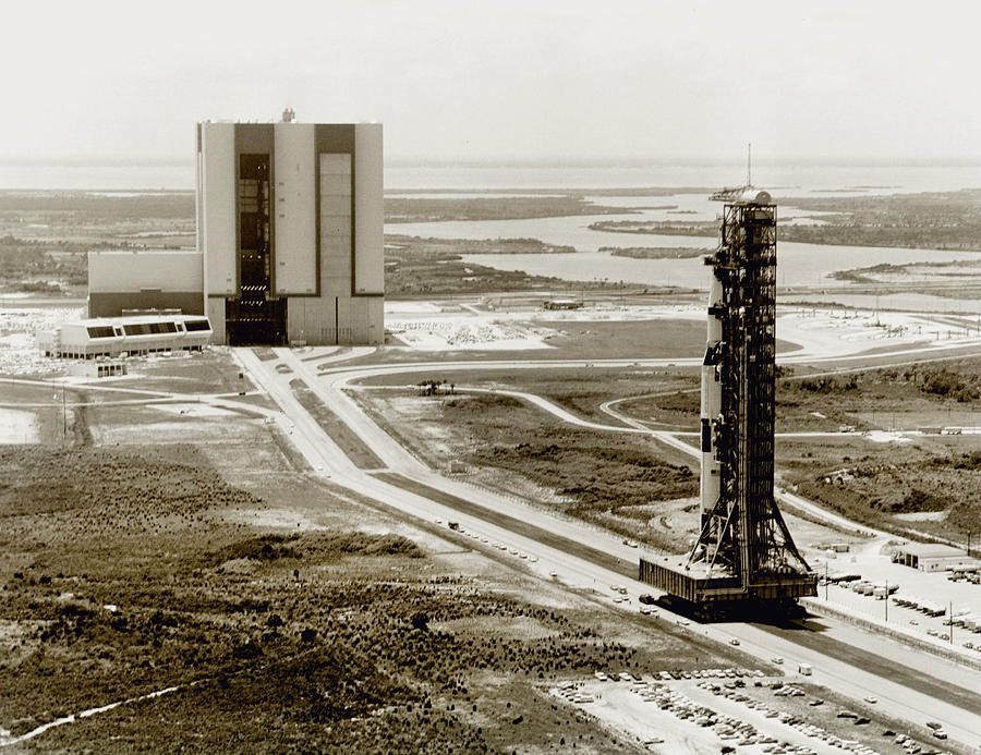 Apollo 11 Rollout, 1969 Photograph by Granger - Pixels