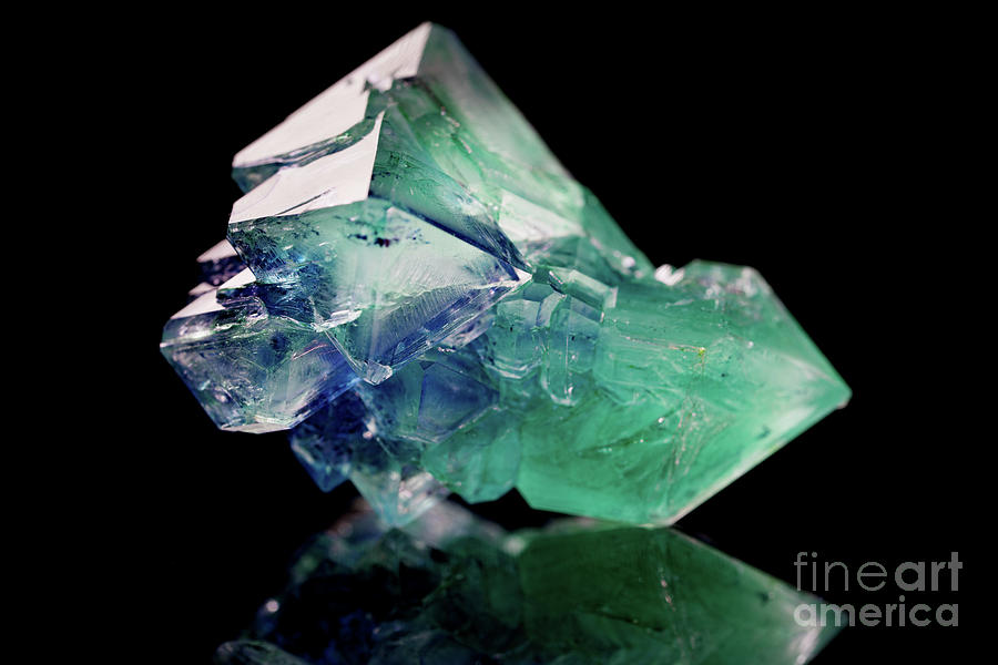 Green Mineral #4 Photograph by Wladimir Bulgar/science Photo Library