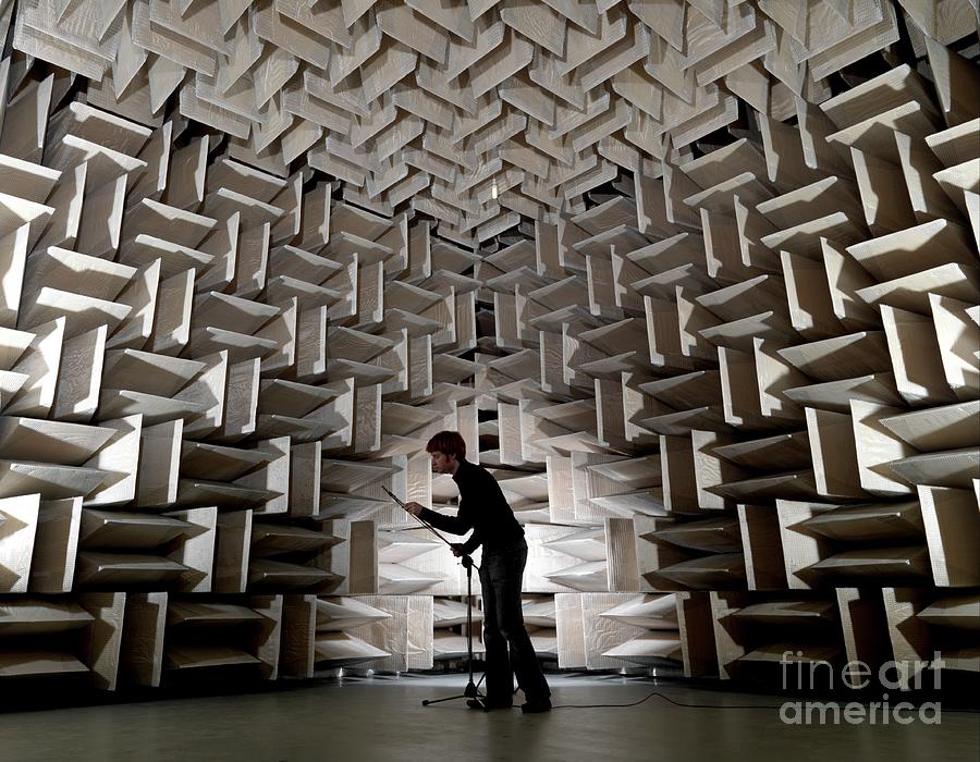 London Photograph - Hemi-anechoic Chamber Experiment #4 by Andrew Brookes, National Physical Laboratory/science Photo Library