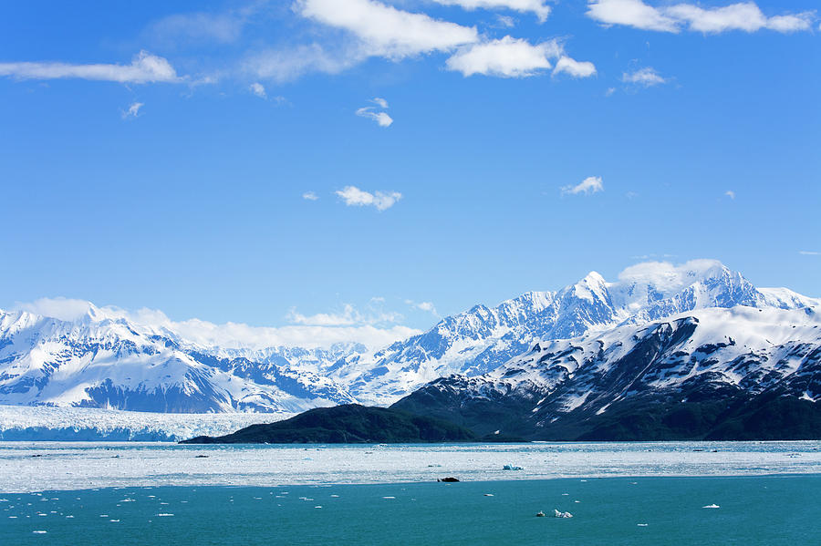 Hubbard Glacier In Yakutat Bay, Gulf Of By Richard Cummins