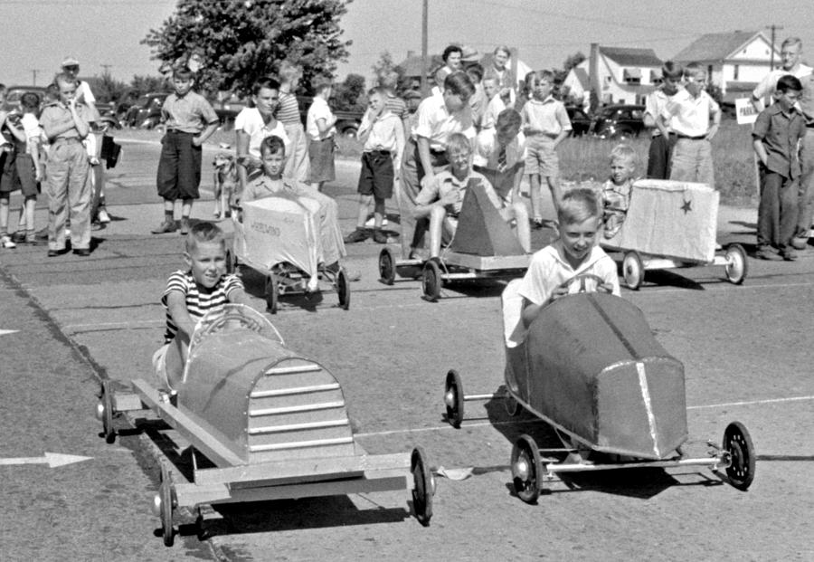 July 4th Soapbox Derby, 1940 #4 Photograph by Science Source