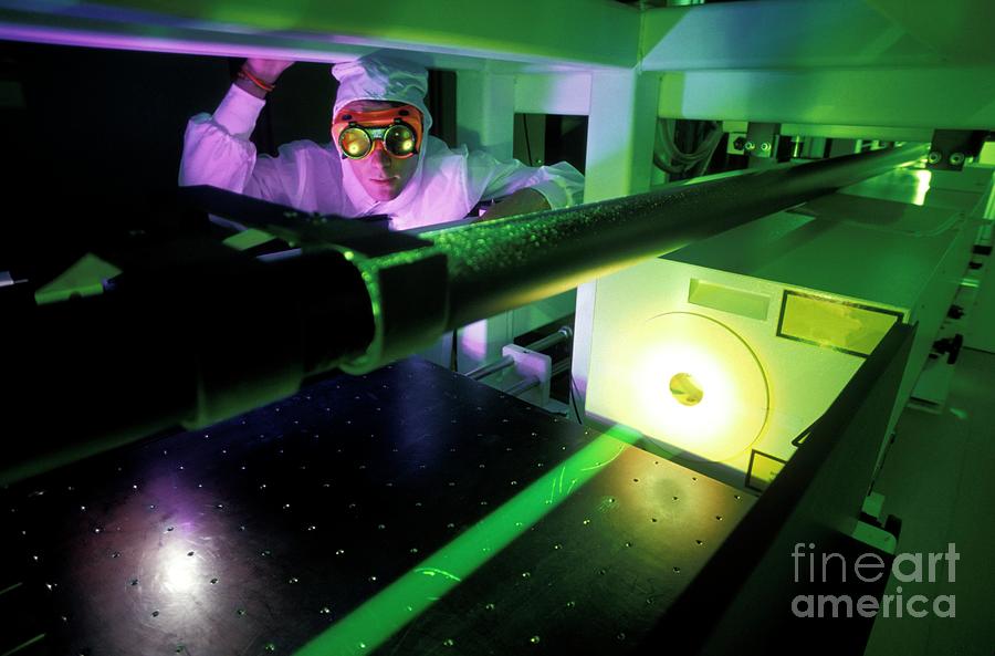 Laser Research #4 Photograph by Patrick Landmann/science Photo Library