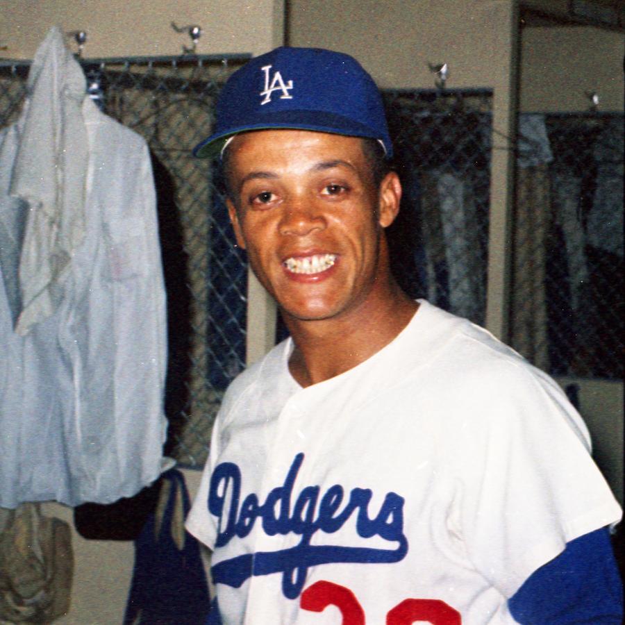 Hollywood Photograph - Maury Wills #4 by Frank Worth