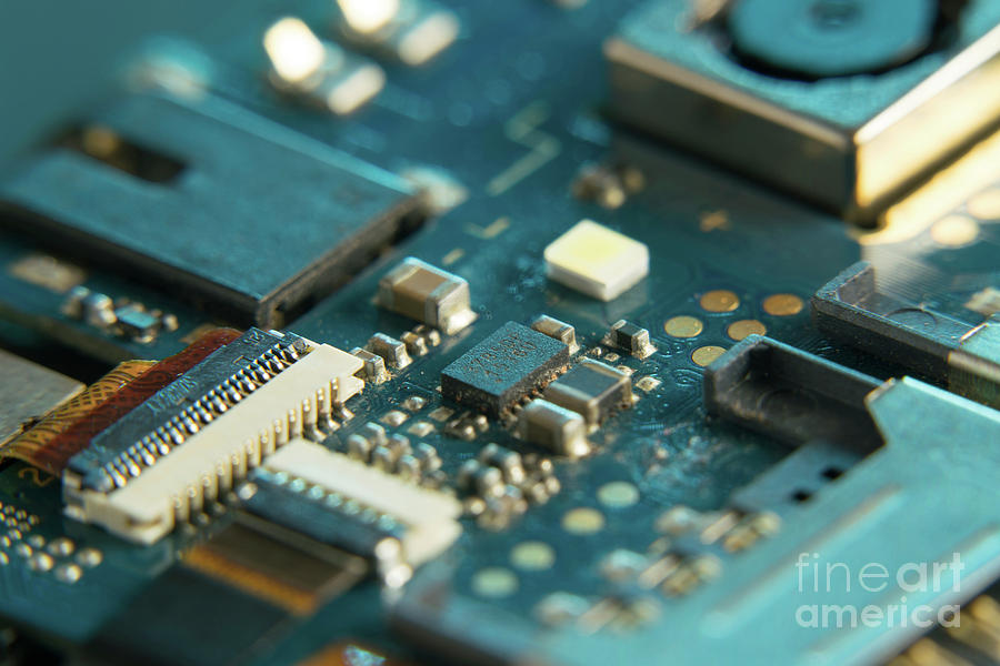 Mobile Phone Circuit Board Photograph by Wladimir Bulgar/science Photo ...