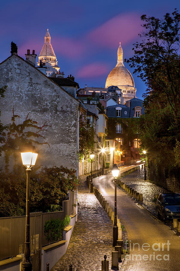 Montmartre Twilight #2 Photograph by Brian Jannsen