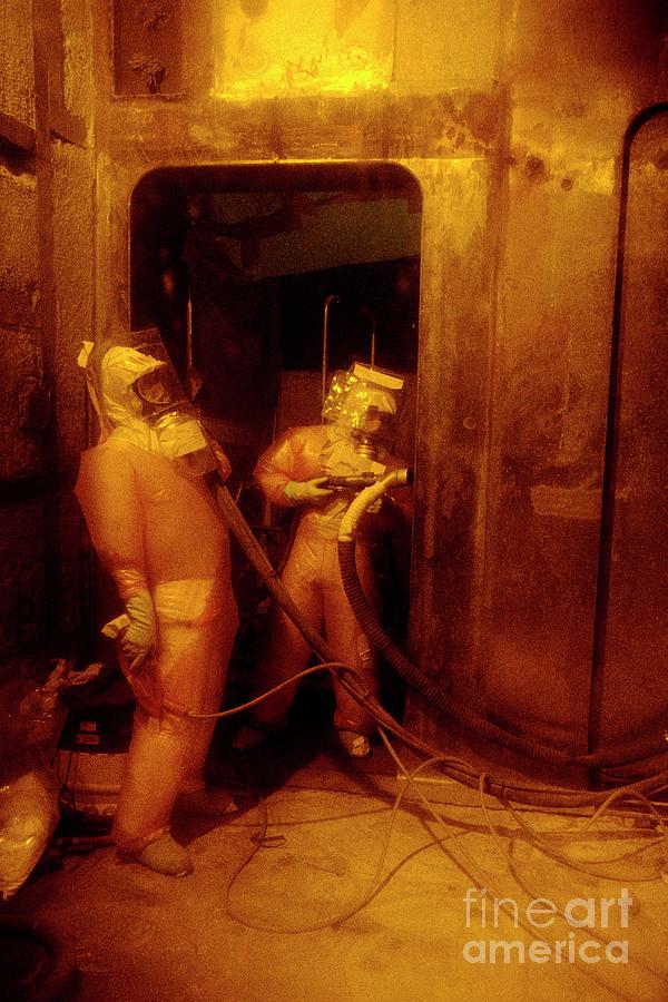 Nuclear Decontamination Workers #4 Photograph by Patrick Landmann/science Photo Library