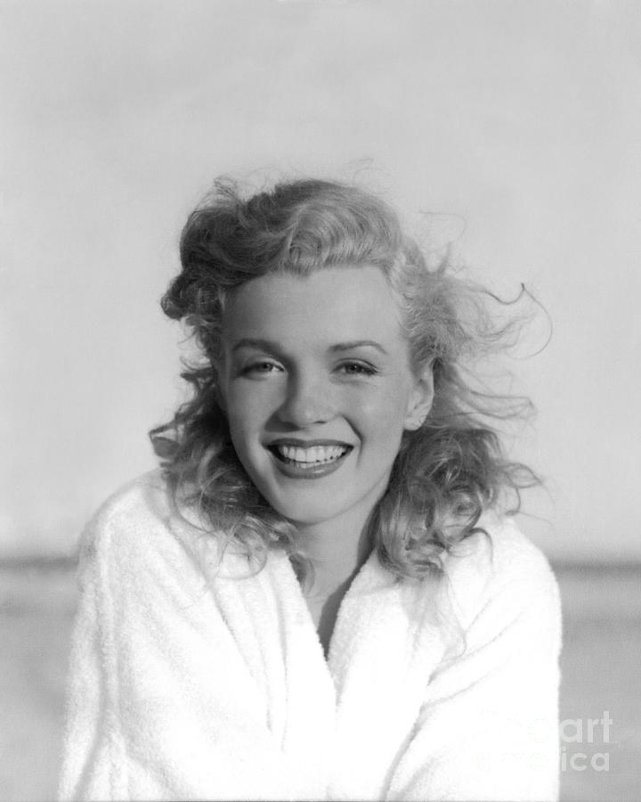Portrait Of Marilyn Monroe Photograph by Andre De Dienes
