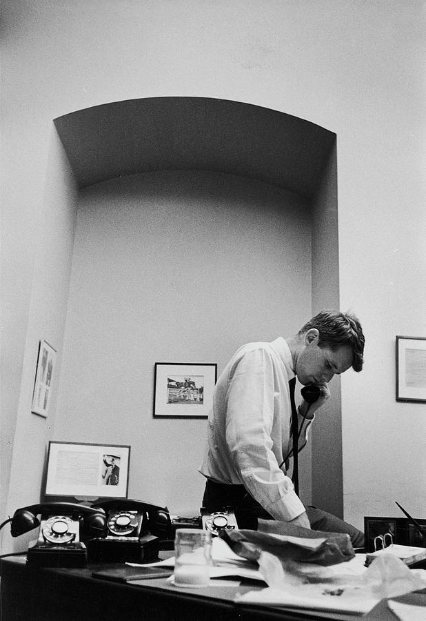Washington D.c. Photograph - Robert F. Kennedy #5 by Paul Schutzer