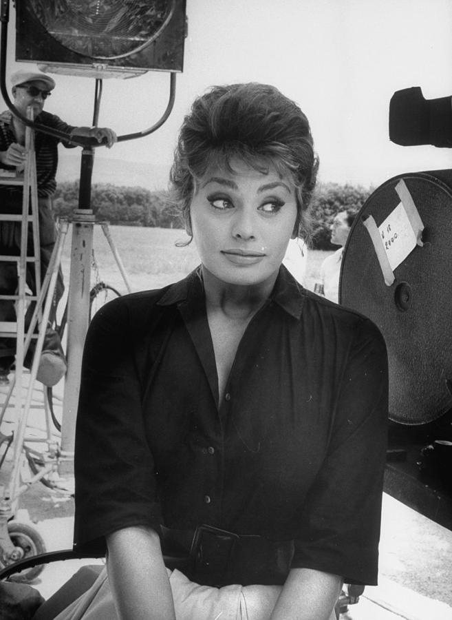 Sophia Loren 4 Photograph by Alfred Eisenstaedt Sophia Loren 4 Photograph by Alfred Eisenstaedt