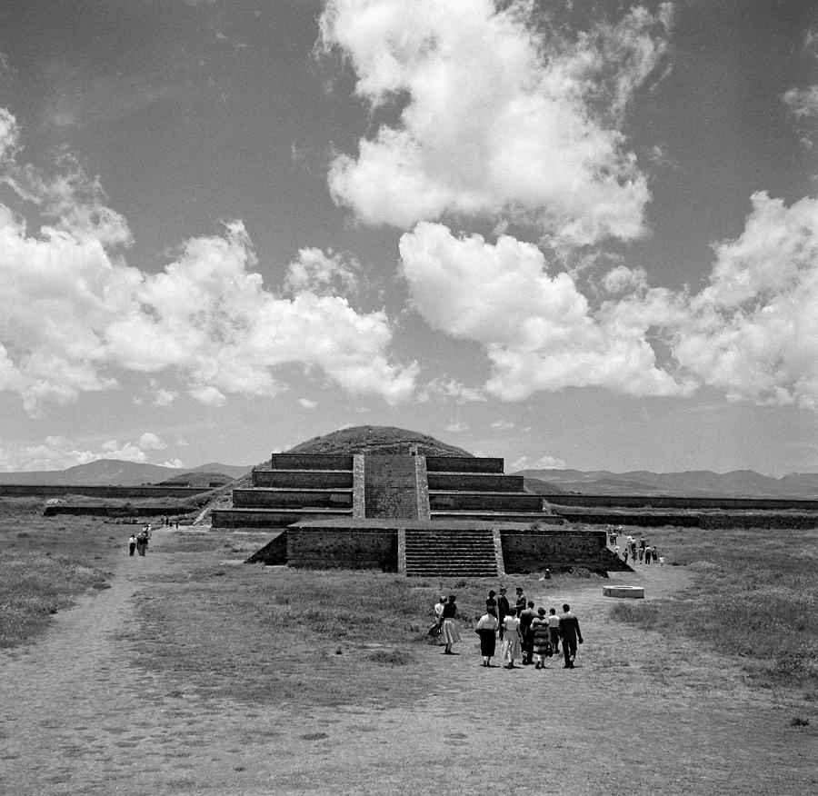 Teotihuacan, Mexico #4 Photograph by Michael Ochs Archives