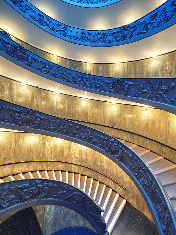 Abstract Photograph - The Bramante Staircase Is A Double #4 by Daniel Chetroni