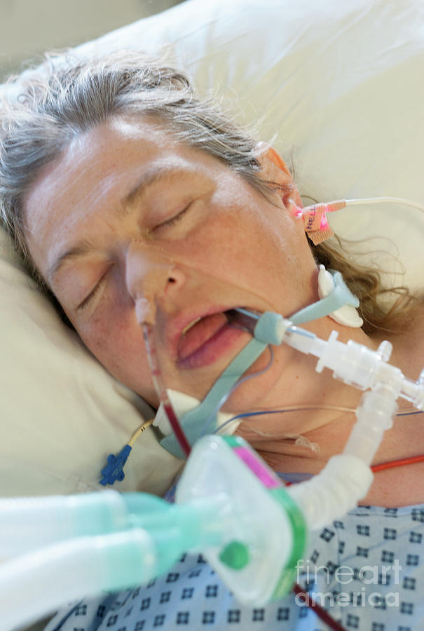 Woman On A Ventilator In Intensive Care Photograph by Gary Parker ...