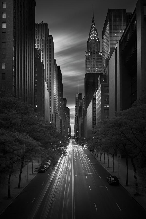 Black And White Photograph - 42st Sunset Bw by Moises Levy