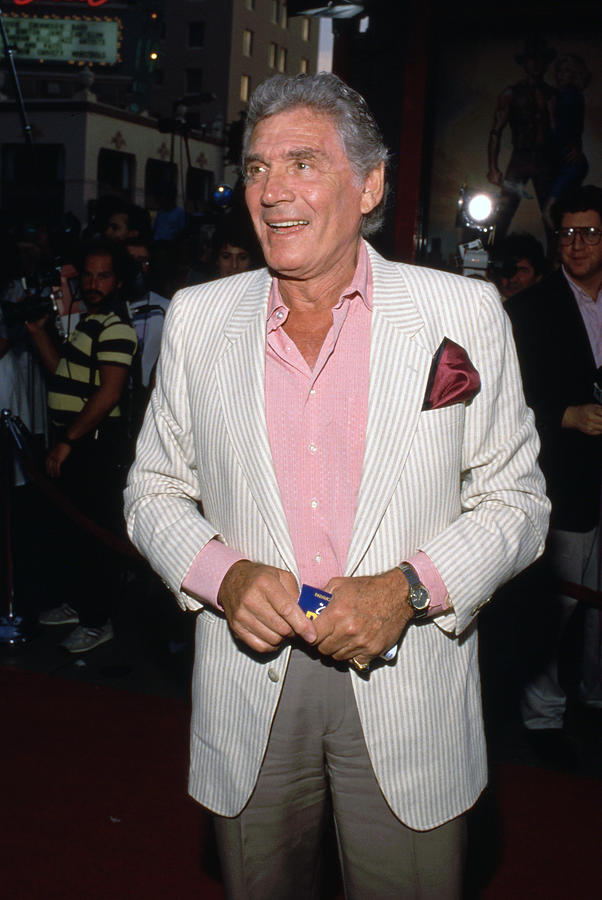 Gene Barry 44 by Mediapunch