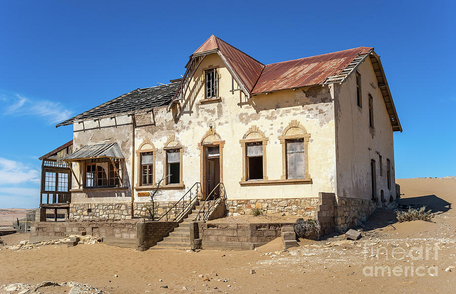 Abandoned houses in the ghost town of Kolmanskuppe. #5 Photograph by ...