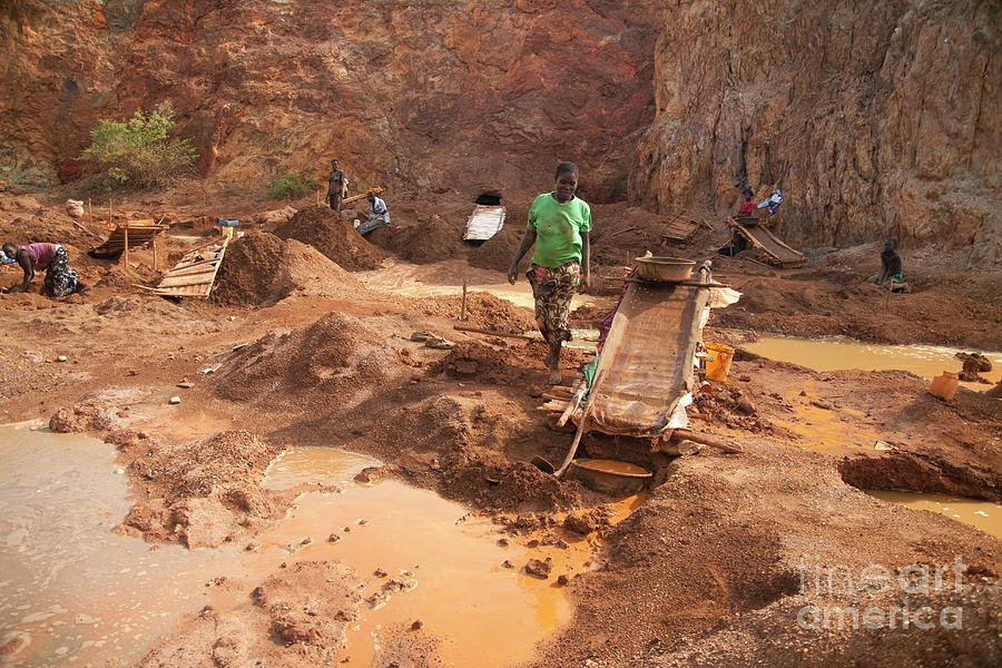 Nature Photograph - Artisan Miners Panning For Gold #5 by Phil Hill/science Photo Library