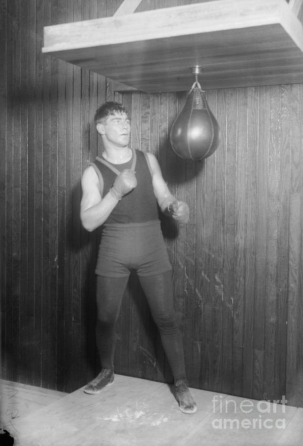 Boxer Les Darcy #5 Photograph by Bettmann