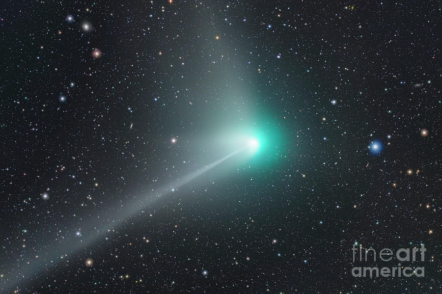 Comet 2022 E3 (ztf) #5 Photograph by Miguel Claro/science Photo Library