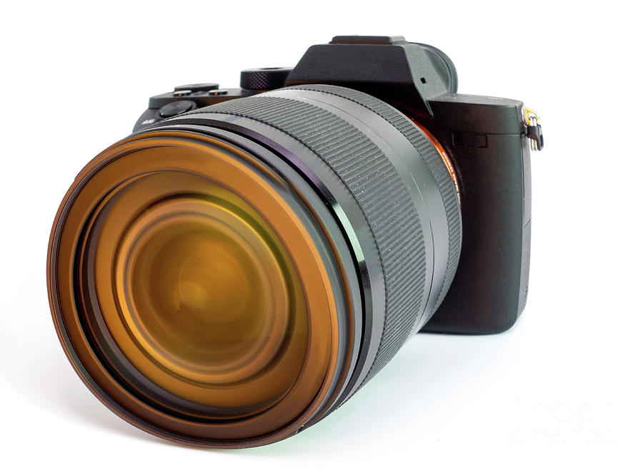 Device Photograph - Digital Mirrorless Camera With Zoom Lens #5 by Wladimir Bulgar/science Photo Library