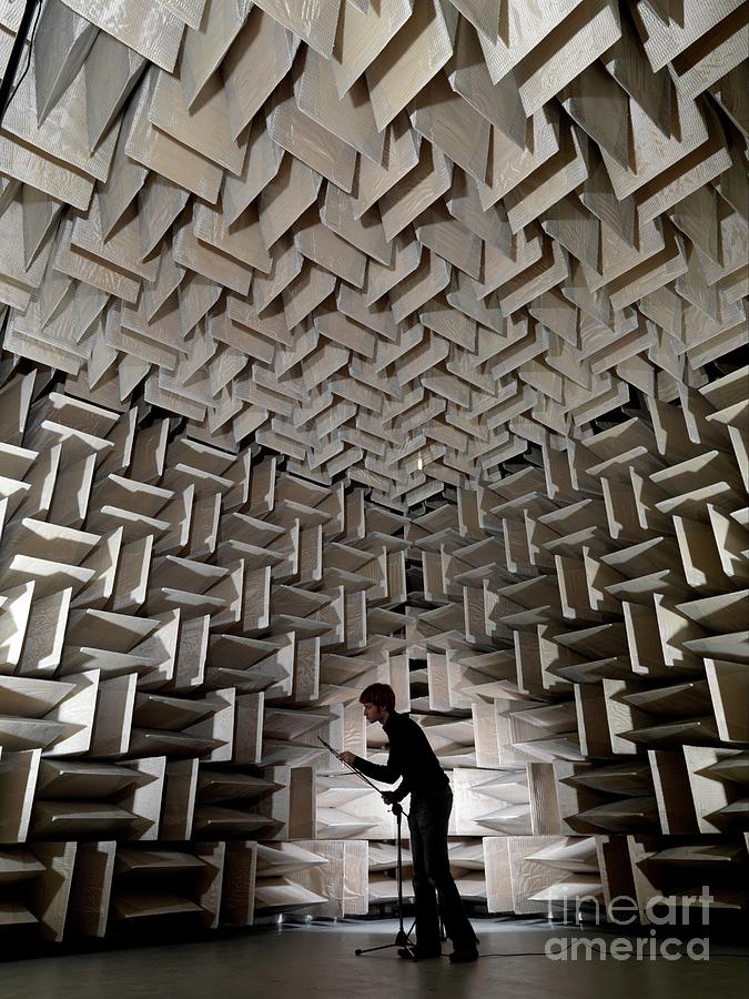 London Photograph - Hemi-anechoic Chamber Experiment #5 by Andrew Brookes, National Physical Laboratory/science Photo Library