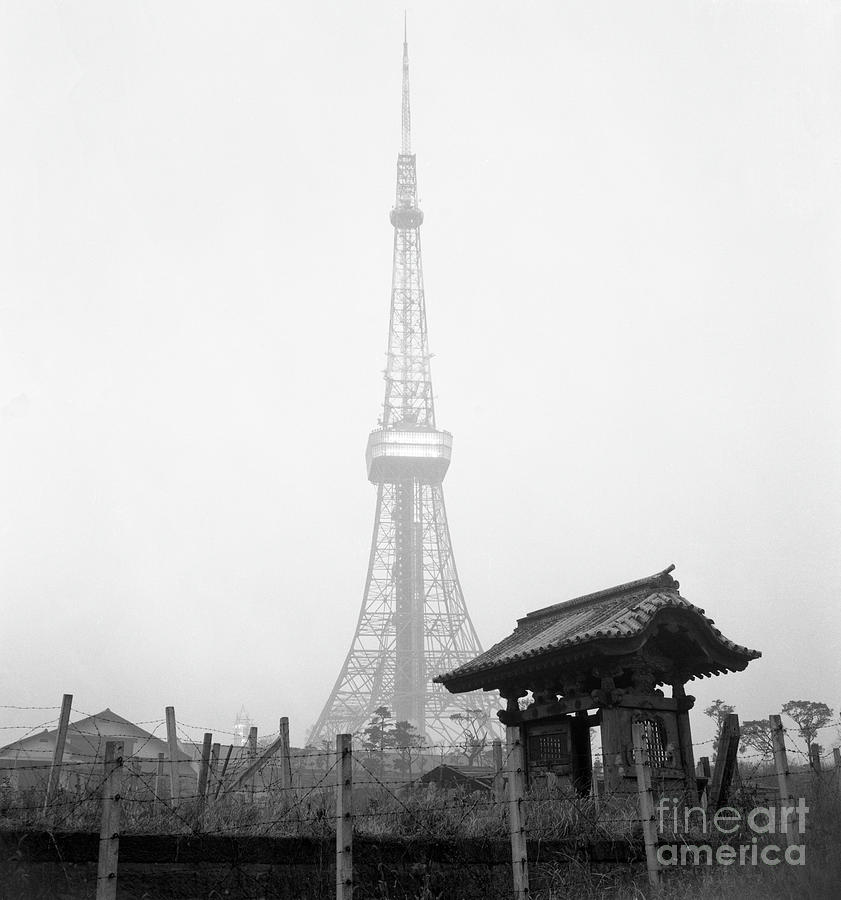 Historical Tokyo #5 Photograph by Bettmann