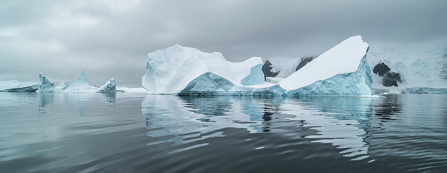 Icebergs Floating In The Southern #5 Photograph by Panoramic Images