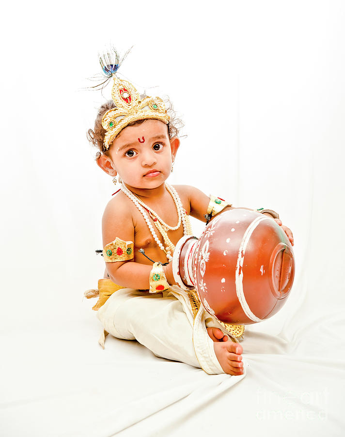 Raj Fancy Dresses Shri Krishna Dress for Baby Boy & Girl, Janmashtmi Dress  with Diaper-friendly Dhoti & Dupatta, Mor Pankh Mukut (Dress-Pagri-Mala,  5-6 Year) : Amazon.in: Clothing & Accessories