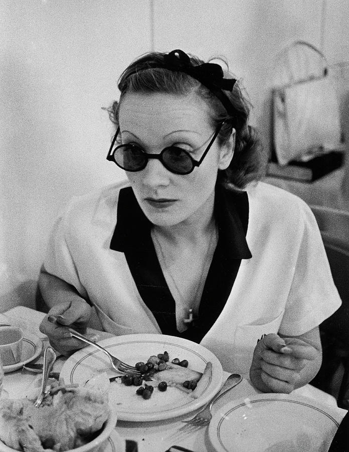 Marlene Dietrich #5 Photograph by Alfred Eisenstaedt