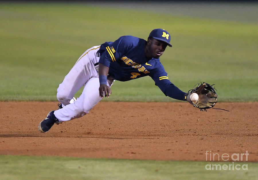 Michigan V Ucla - Game One Photograph by Jayne Kamin-oncea Michigan V Ucla - Game One Photograph by Jayne Kamin-oncea