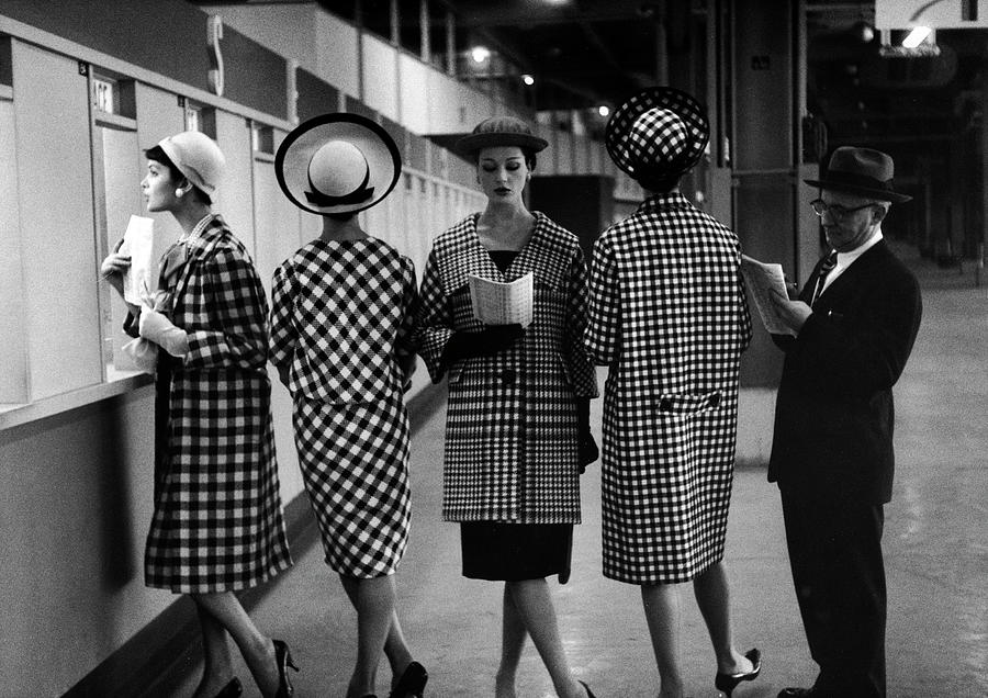 5 Models Wearing Fashionable Dress Photograph by Nina Leen 5 Models Wearing Fashionable Dress Photograph by Nina Leen