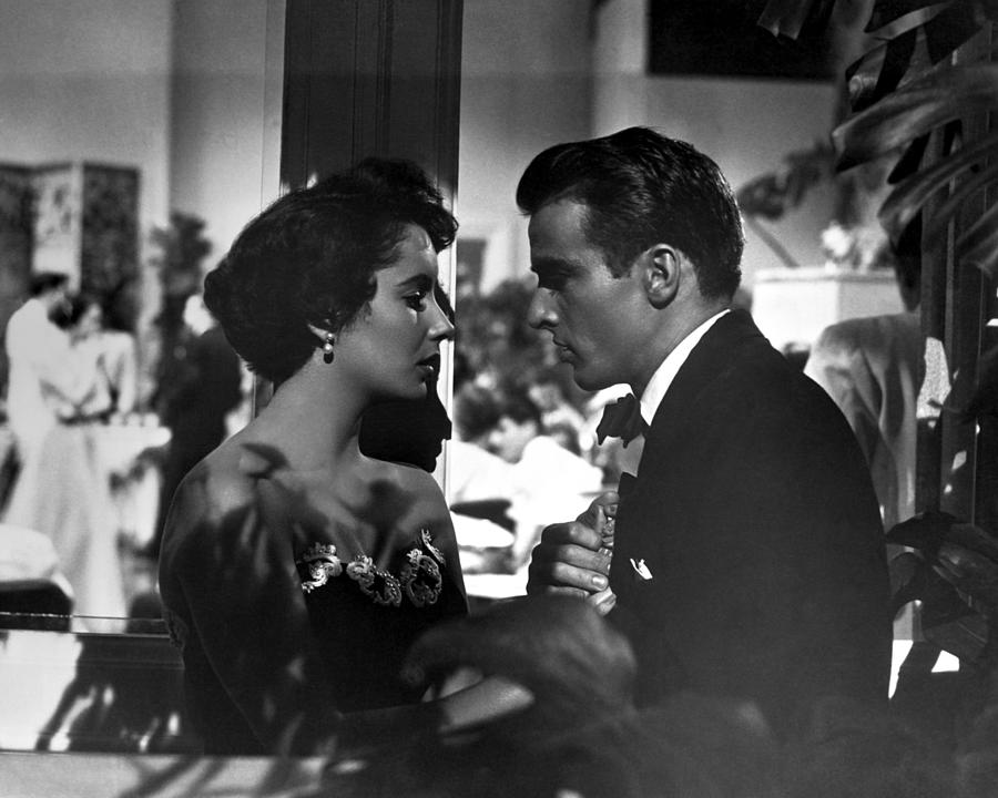 Montgomery Clift Talking With Elizabeth Taylor Photograph by Globe ...