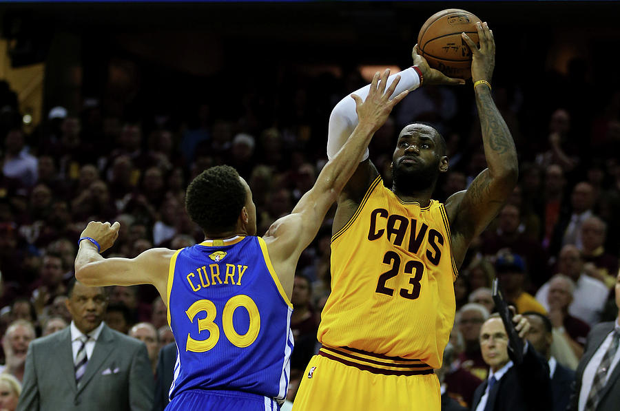 Top Photos from the 2015 NBA Finals Photo Gallery
