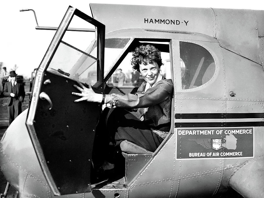 Amelia Earhart, American Aviatrix #6 Photograph by Science Source
