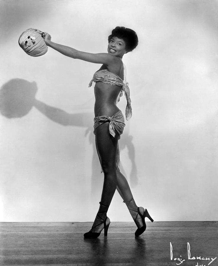 Brown Skin Models #6 Photograph by Michael Ochs Archives